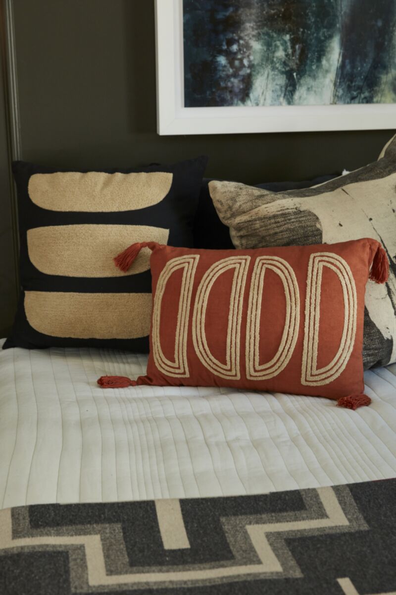 Aldrich Pillow