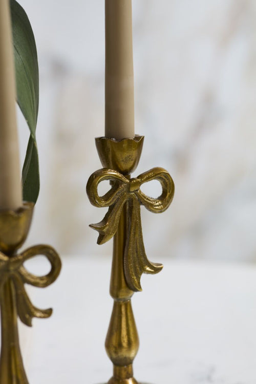 Bowtied Candleholder
